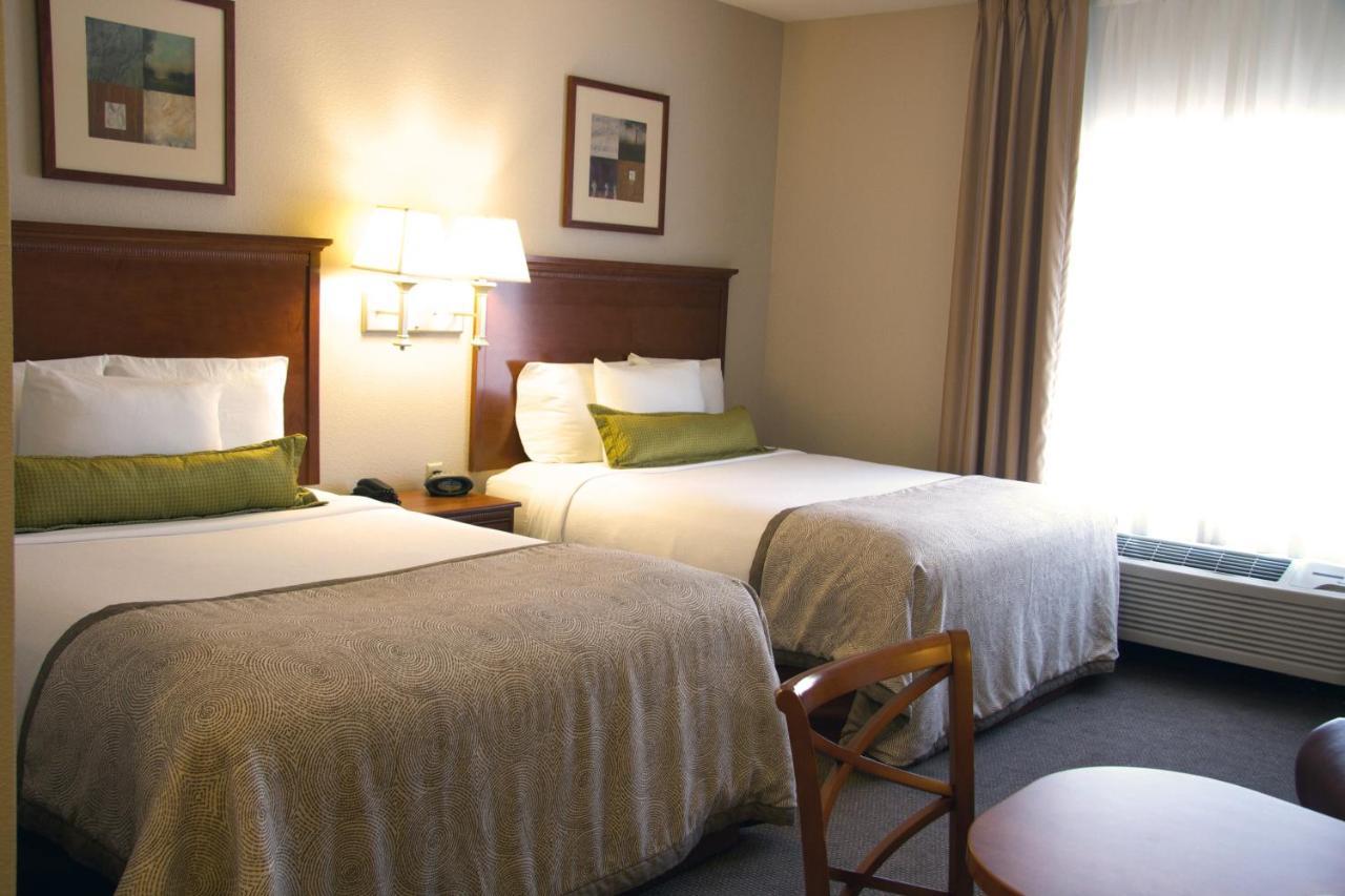 Candlewood Suites Champaign-Urbana University Area By Ihg Zewnętrze zdjęcie