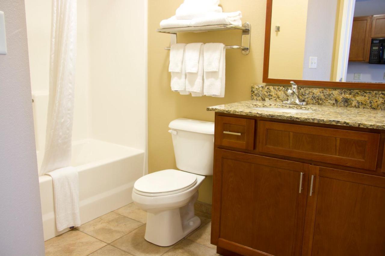 Candlewood Suites Champaign-Urbana University Area By Ihg Zewnętrze zdjęcie