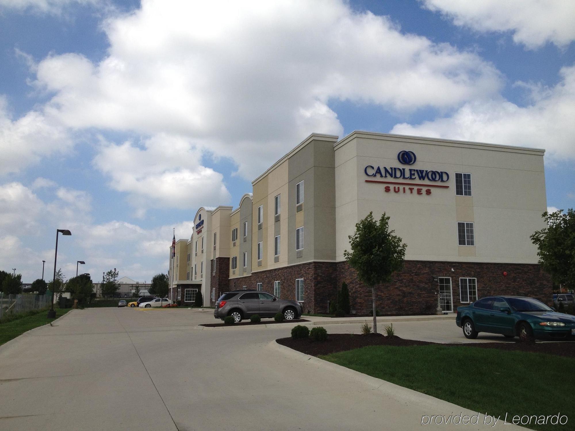 Candlewood Suites Champaign-Urbana University Area By Ihg Zewnętrze zdjęcie
